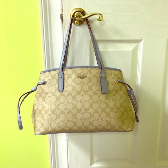 Coach Handbags - Coach signature drawstring carryall satchel